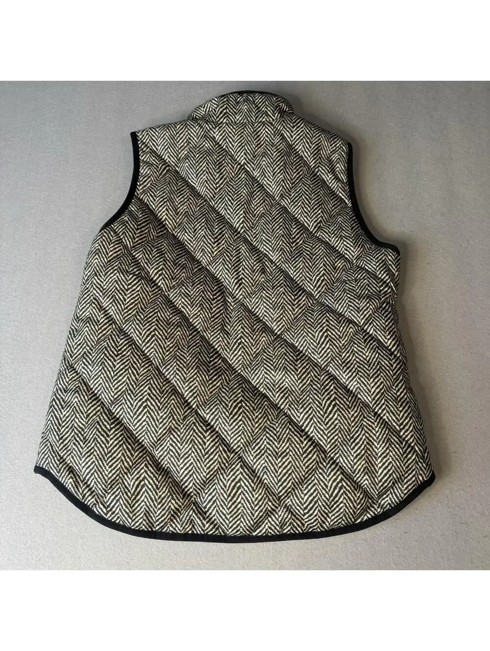 J Crew Vest Women's  Black Chevron Quilted Zip Puffer Goose Down Insulated - Picture 8 of 9